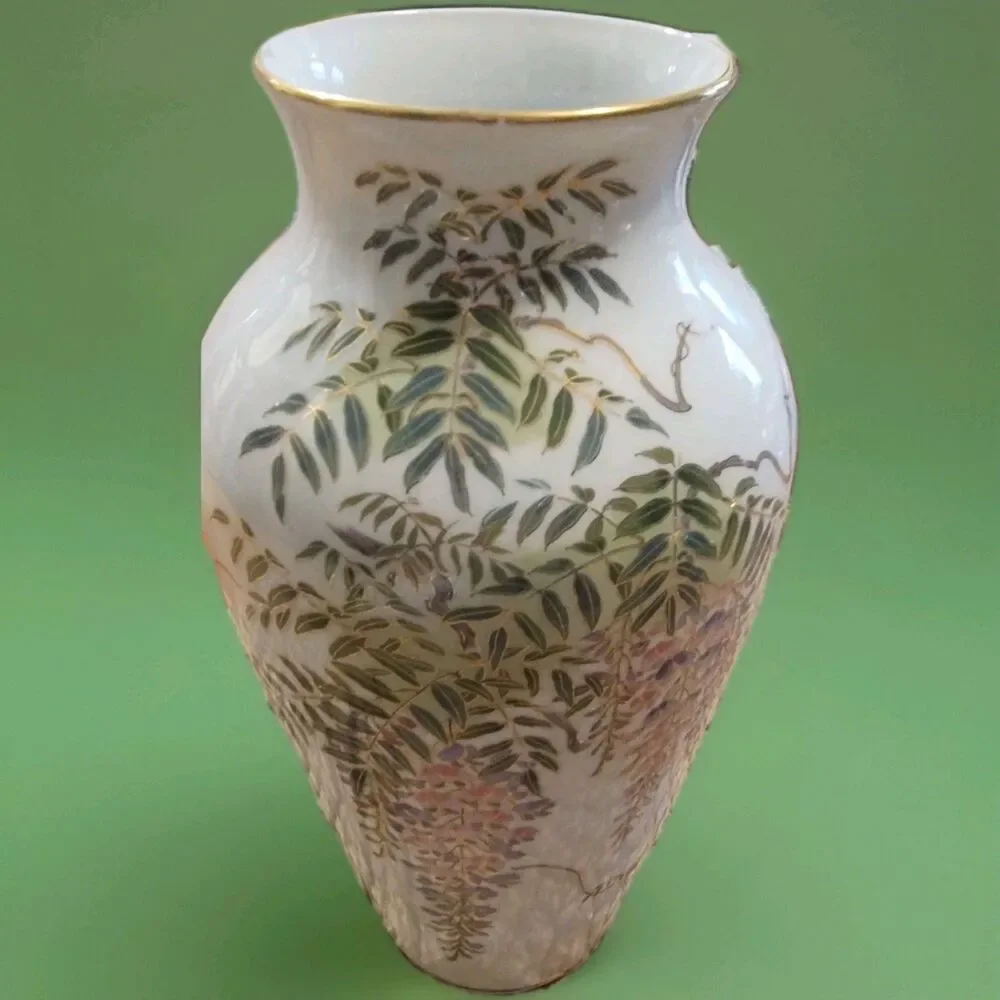 Vintage Shibata Japan Fine Porcelain Vase Flowering Wisteria Vine w Songbird 12